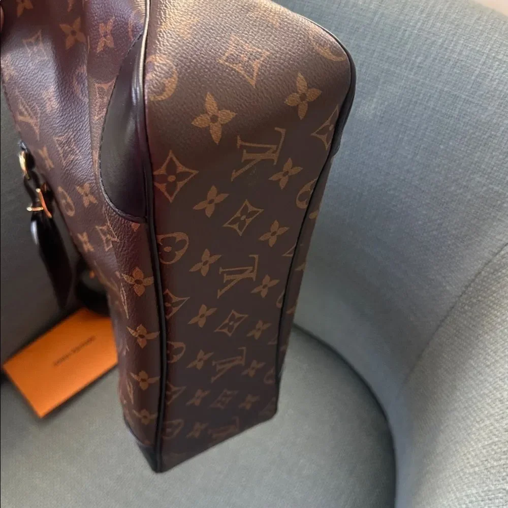 Louis Vuitton Monogram Odeon MM in Black